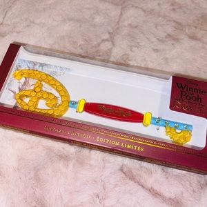 Winnie the Pooh collectible key